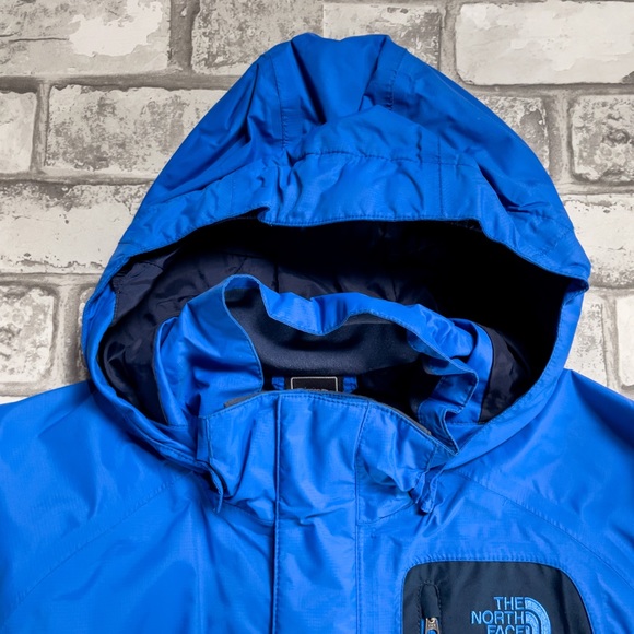 Boys Blue The North Face Waterproof Jacket - Picture 5 of 10